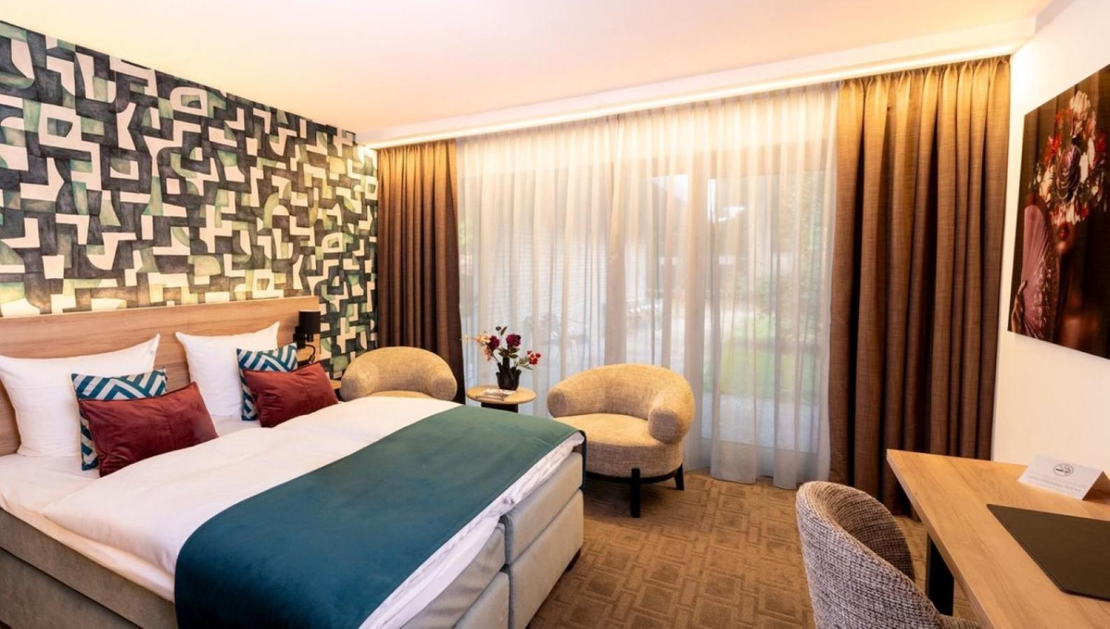 Hotel Der Valk 4*