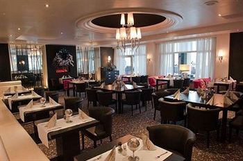 Der Valk Hotel 4*