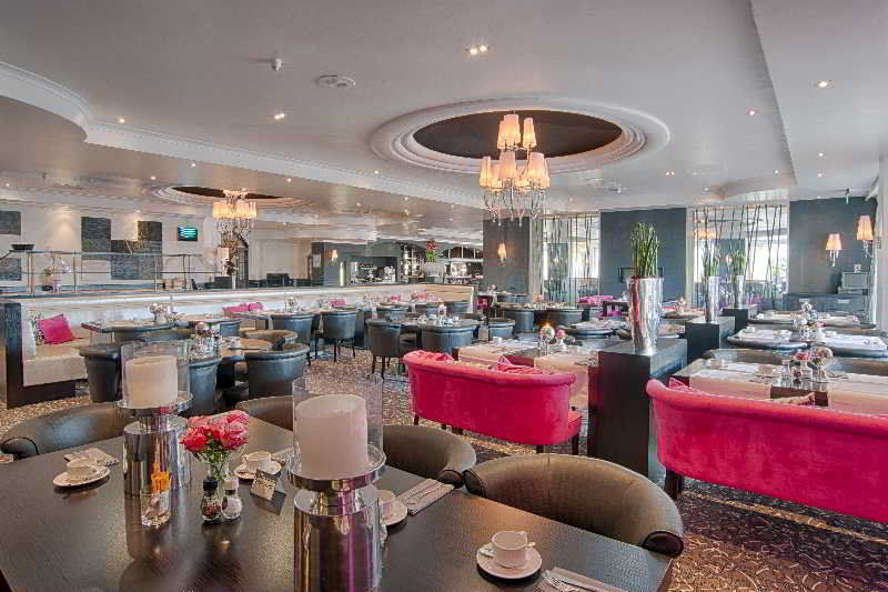 Hotel Der Valk 4*